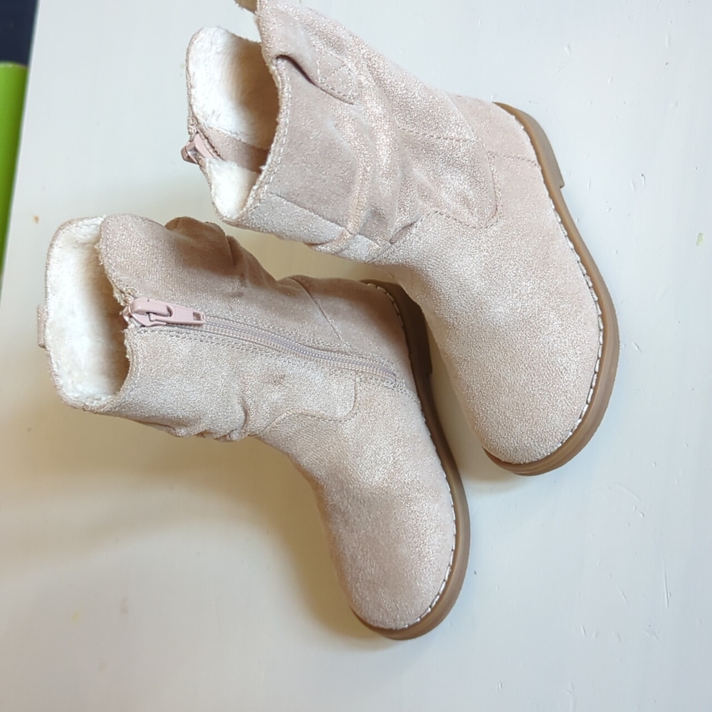 Toddler Pale Pink Shimmer Boots Sz 6